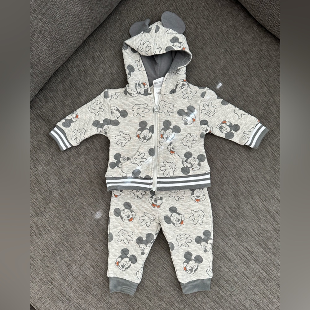 Disney Baby Outfit 3-6 Mickey Mouse